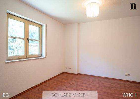 Schlafzimmer 1