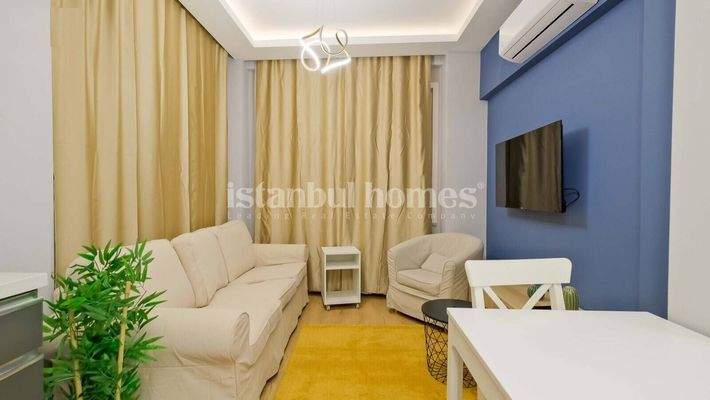 5-Storey Building Close to Tram Station in Fatih Istanbul