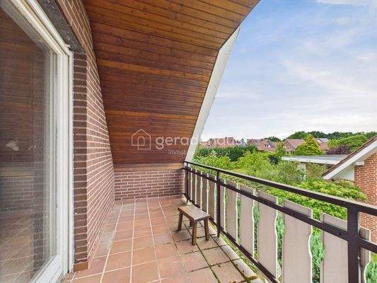 CAM03818G0-PR0041-STILL026