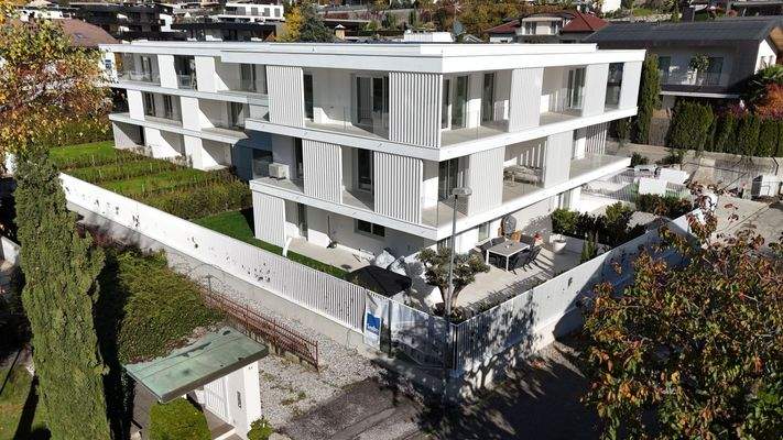 The White Residence-Neubau-Brixen-Luxus-Immobilien-Berge-Plose-Grün-Landschaft-Nachhaltig-Skifahren-Wandern-Biketrail