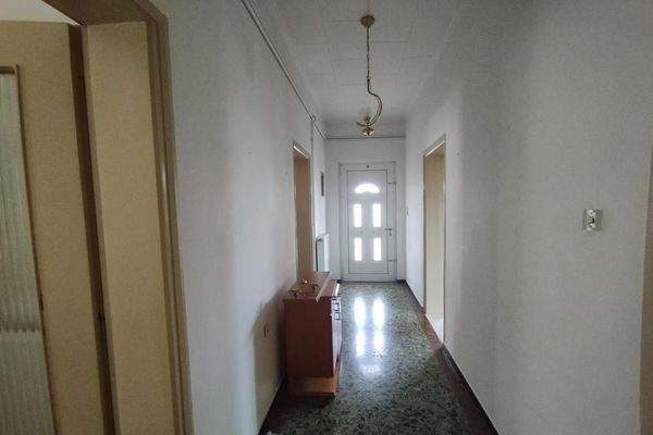 Kreta, Vamvakopoulo: Charmantes Haus in ruhiger Lage nahe der Stadt zu verkaufen