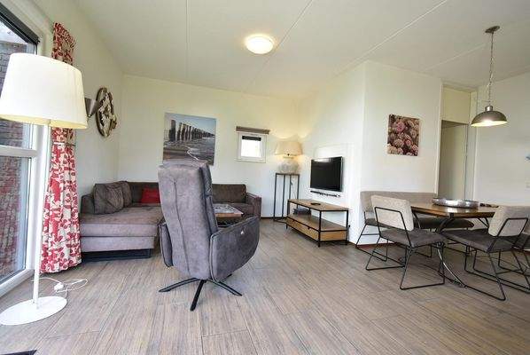 Haus Ouddorp Wohnzimmer Garten Zugang Wintergarten