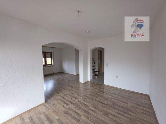 Wohn- u. Essbereich (2)