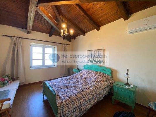 850be6c0f39041ff928bf68c12f528ae-original