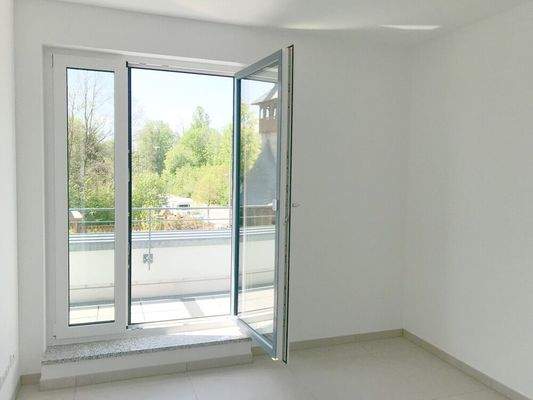 V015-2025_Büro-Arbeitszimmer