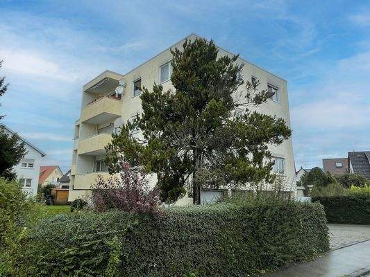 Hausansicht von Straße