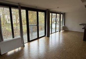 Wohnbereich mit Balkon