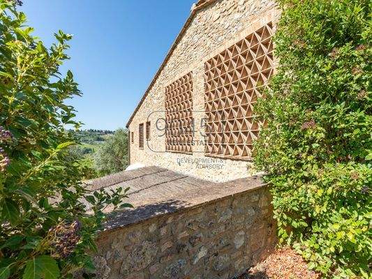 Exklusives toskanisches Landhaus mit Panoramablick auf die Türme von San Gimignano