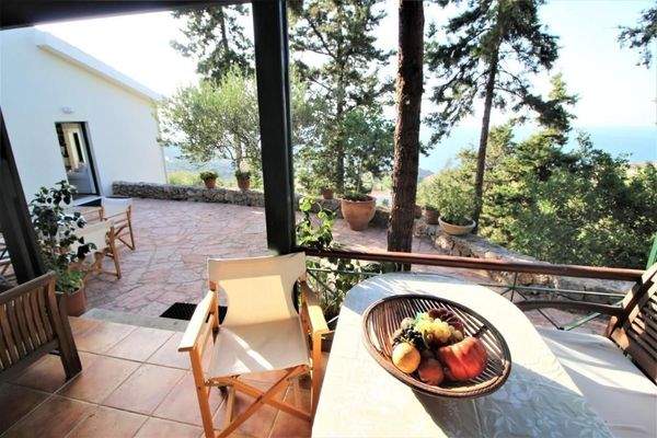 Luxuriöse Villa mit atemberaubendem Panoramablick