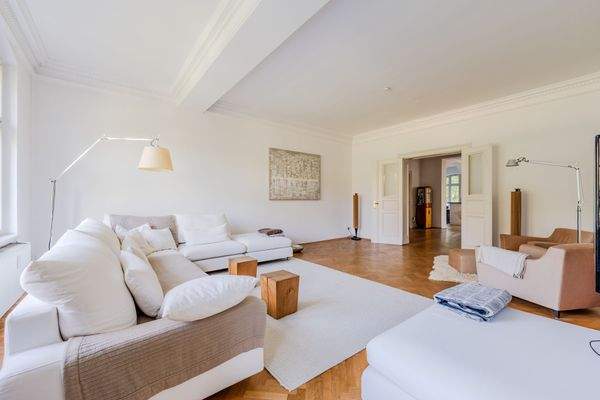 Bright living area with a view of the salon