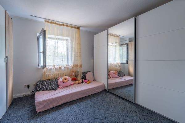 Zimmer im 1. Obergeschoss.jpg