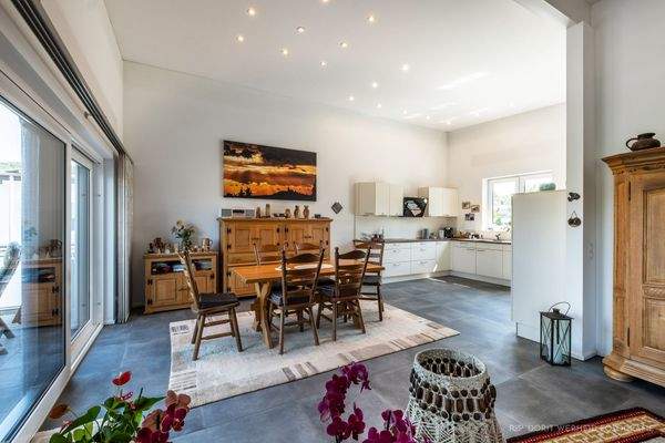 hohe Decken - offenes Wohnen