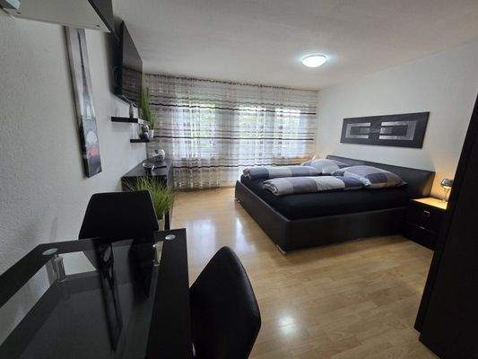  Wohn- und Schlafbereich