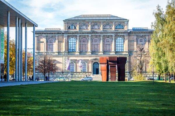 Pinakothek in Laufnähe 