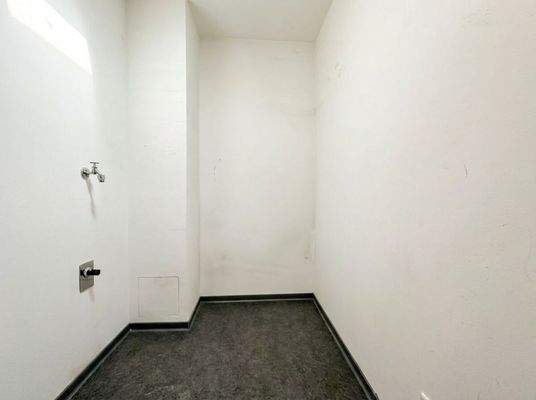 Hauswirtschaftsraum (KI-optimiert)