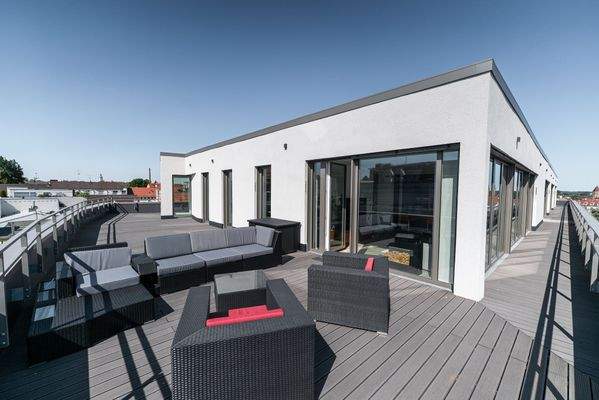 Penthouse Dachterrasse_Einrichtungsmuster.jpg.jpg