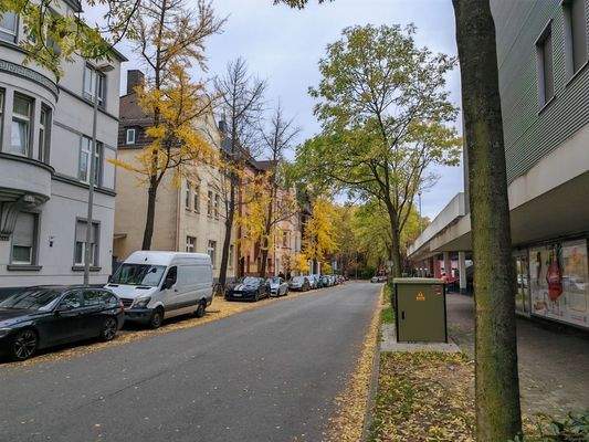 Straße Nord-Ost-Richtung