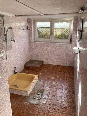 Badezimmer im Keller