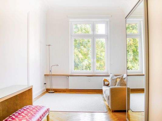 Arbeits- oder Schlafzimmer
