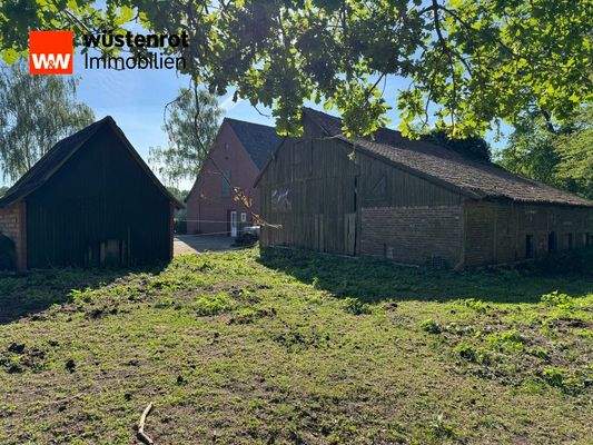 Alter Stall Außenansicht 