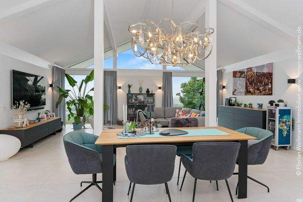 EG & OG klimatisiert mit WindFee-Technologie (Klimaanlage)