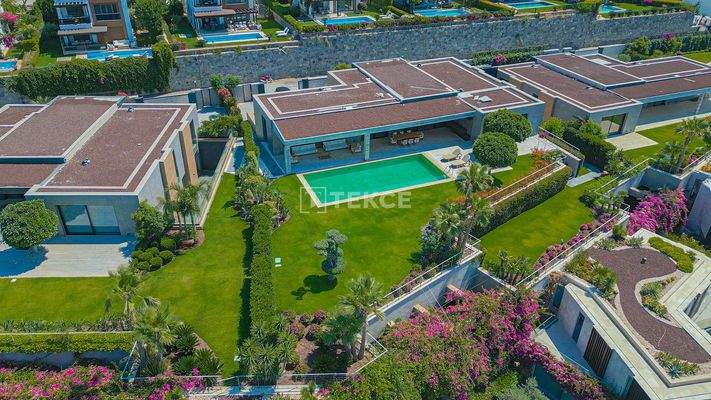 Unique Villa with Panoramic Sea View in a Beach Complex in Yalıkavak