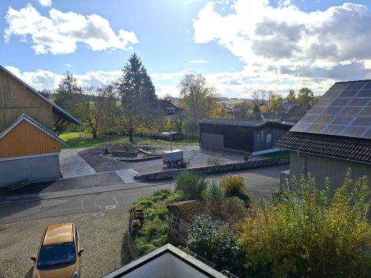 OG: Aussicht vom Balkon