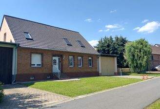 Ansicht Wohnhaus von der Straße