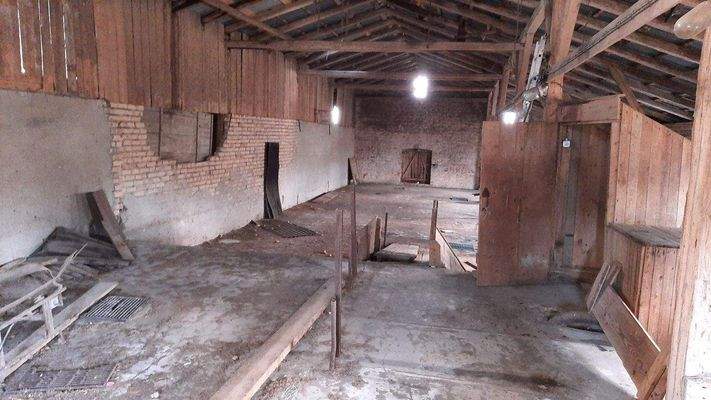 Bild 9 - Gebäude 2 von innen (oben)