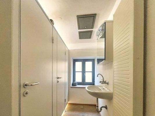 Separates WC im Erdgeschoss