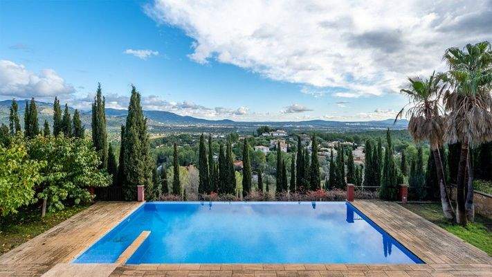 Villa mit Panoramablick zur Mieten in Ses Rotgetes, Esporlas. Mallorca