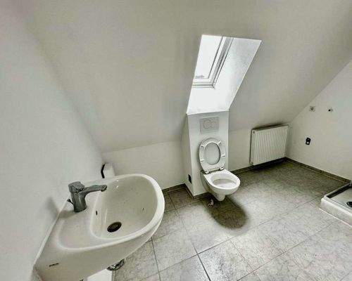 39083d10-2608-4f14-babd-842...