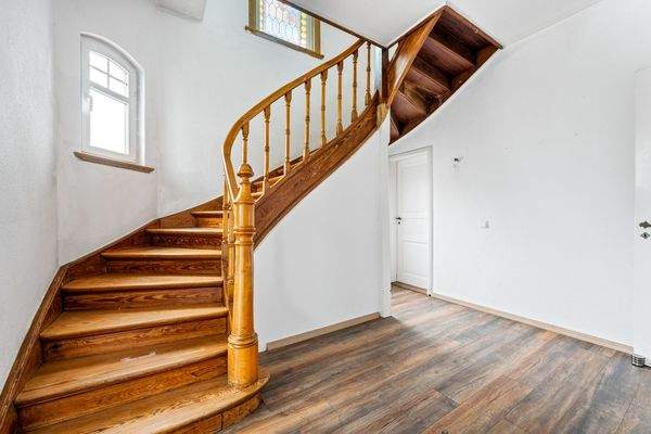 Diele mit Blick ins OG