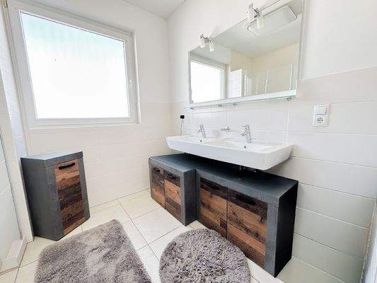 Impression Tageslichtduschbad