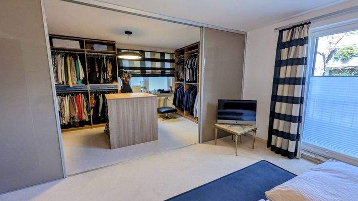 Schlafzimmer / Ankleidezimmer