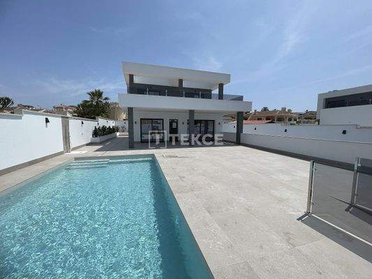 New Build Villas with Private Pool in Ciudad Quesada