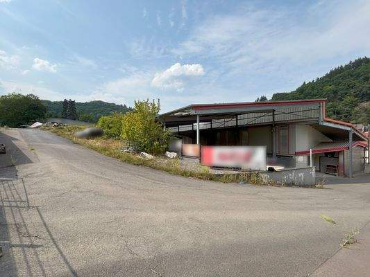 Zufahrt zum oberen Außenbereich