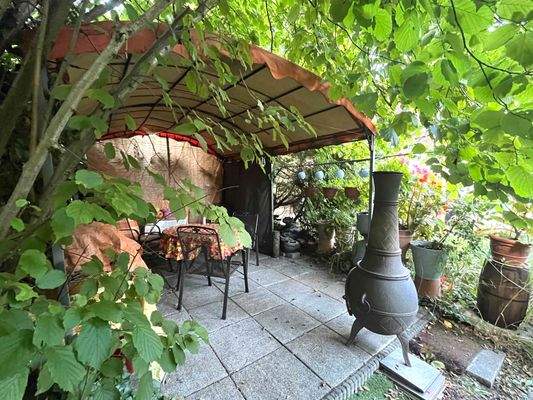 Separate Außenterrasse.jpeg