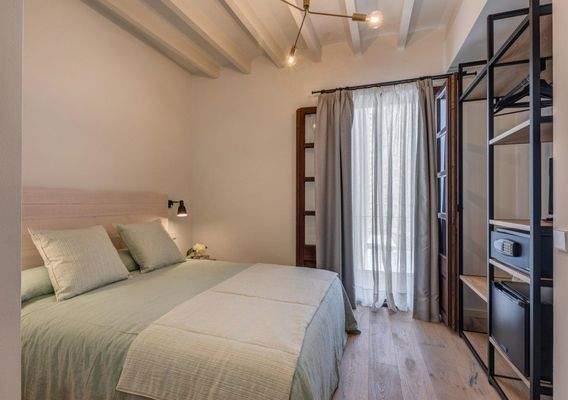 BHHS-BAL-0619 Stadthaus mit gültiger Hotellizenz zum Verkauf in Sóller, Mallorca