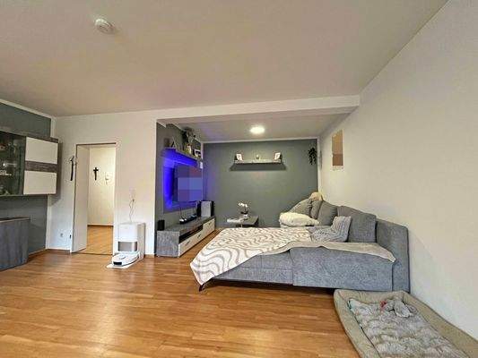 Wohnzimmer (Beispielwohnung EG)