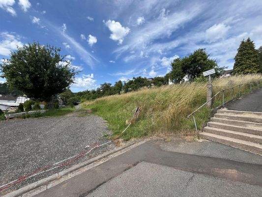 Mögliche Einfahrt des Grundstücks