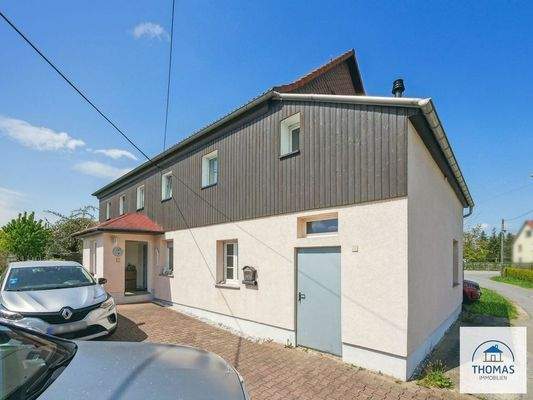 Hof (Eingang Heizung & Haus)