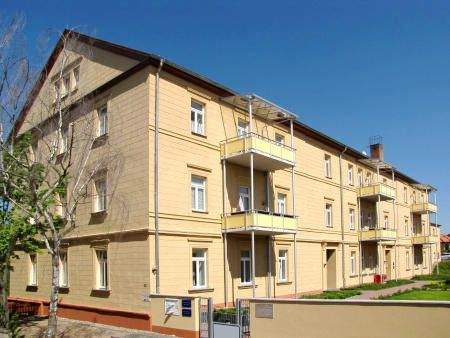 Ansicht mit Eingangsbereich.jpg