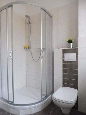 Beispiel Bad mit Dusche