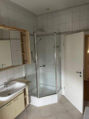 Badezimmer (1).jpg