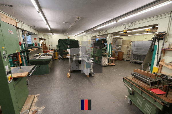 Halle Innenansicht 5