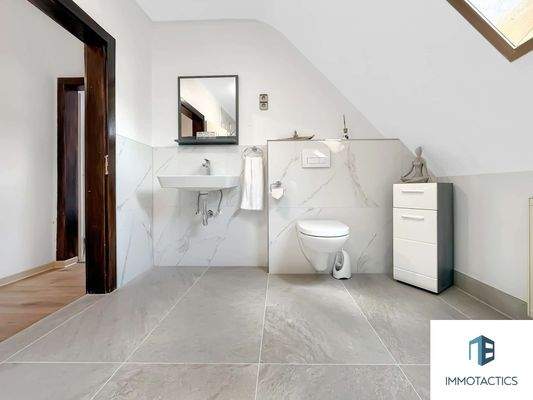 Tageslichtbad 2.OG Haupthaus