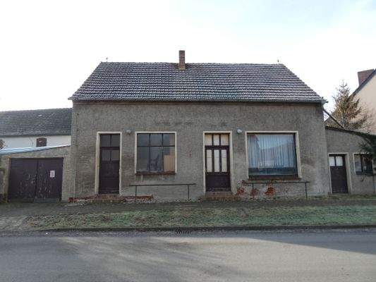 Straßenansicht alter Konsum