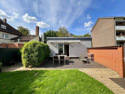 Blick aus dem Garten