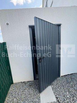 Außen Abstellraum.jpeg